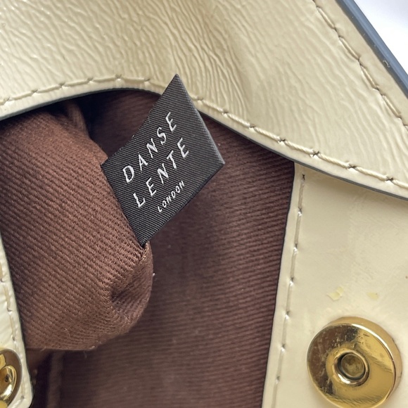 Danse Lente Full Set Mini Johnny Patent Leather Hexagonal Bucket Bag beige - Picture 12 of 12